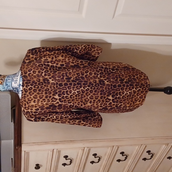 COPY - Express Leopard print ladies L - Picture 2 of 4